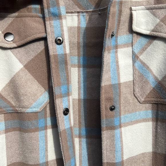 NWOT Thick Flannel Jacket with 4 Pockets - Picture 6 of 9